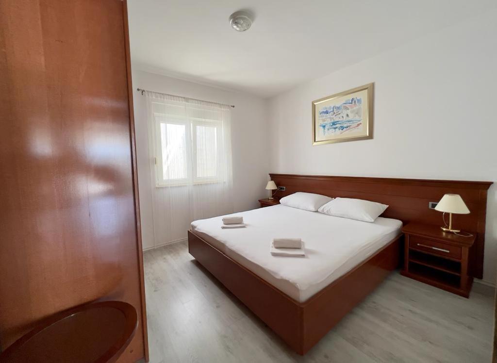 Apartments Obad نيوم المظهر الخارجي الصورة