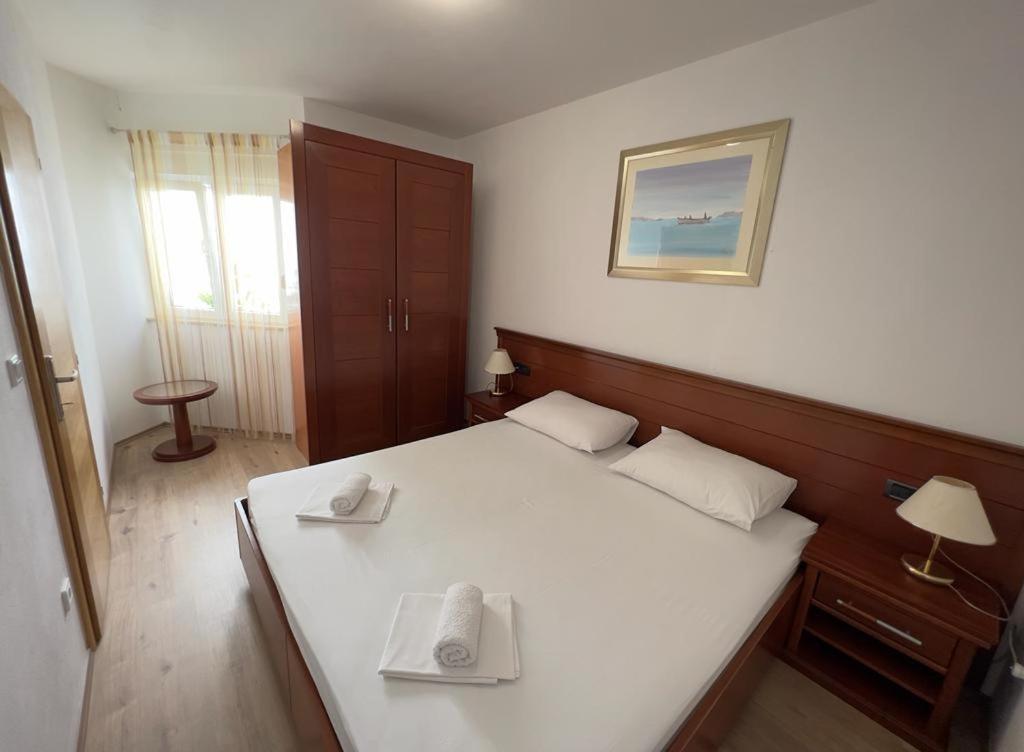 Apartments Obad نيوم المظهر الخارجي الصورة