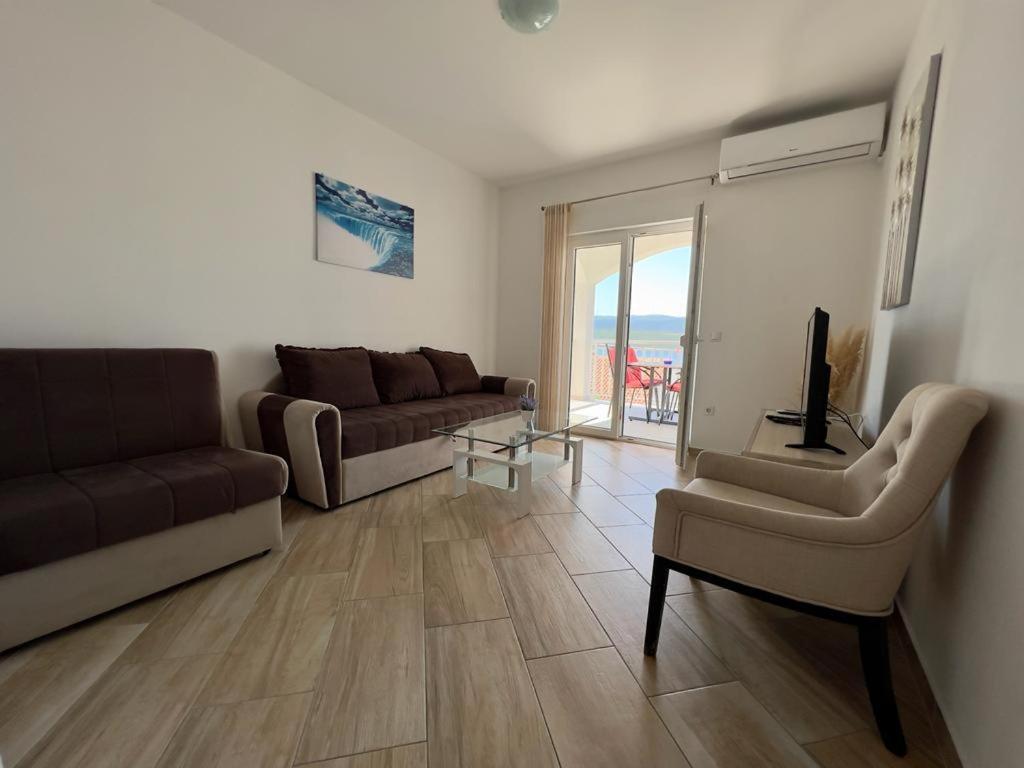Apartments Obad نيوم المظهر الخارجي الصورة