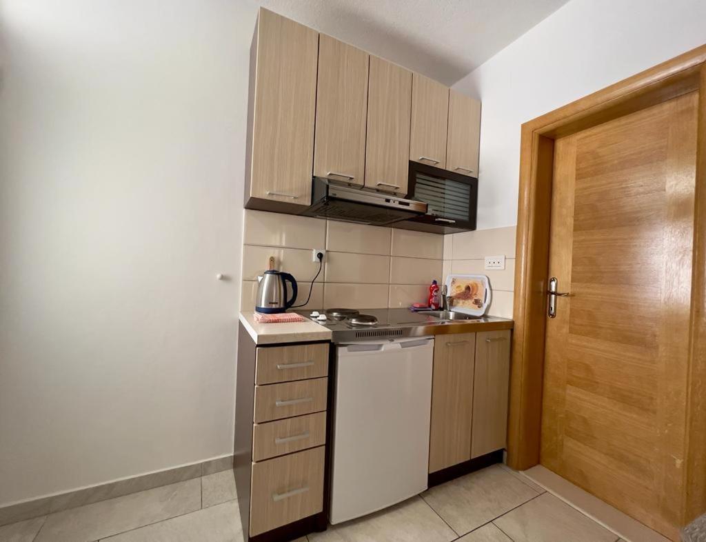 Apartments Obad نيوم الغرفة الصورة